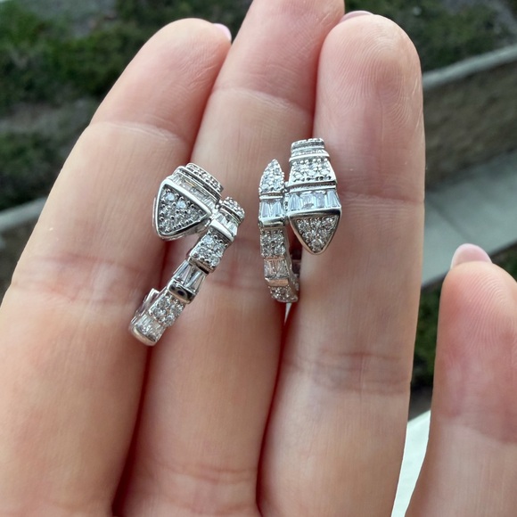 Serpenti / Serpent Style Baguette & Pavé Crystal Hoop Earrings - Picture 4 of 5